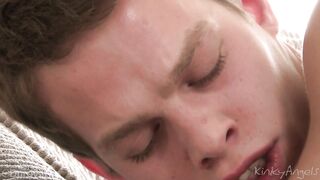 Orry shows Bastian his topping skills 2016