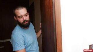 Daddy Doesnt Knock
