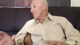 Sexy Grampas (Older4me)