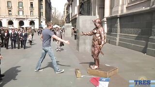 Showing Off In Santiago