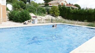 Spanish Adventures Part 6 : Pool Noodles