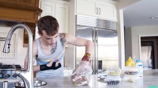 A Helping Hand (Scott Finn, Hayden Brier)